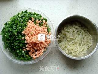 鸡蛋韭菜条【蒸煎两吃】的做法步骤：2