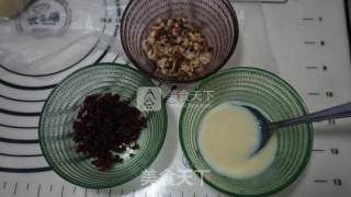 蛋黄果干花型面包的做法步骤：9