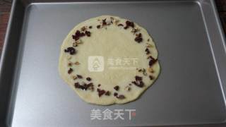 蛋黄果干花型面包的做法步骤：12