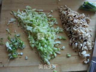 宝宝鸡蛋煎饼的做法步骤：1