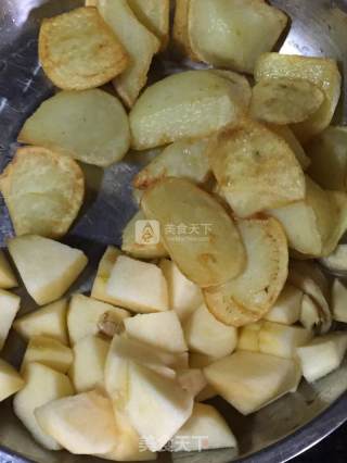 咖喱鸡的做法步骤：3