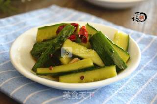 炝拌黄瓜条的做法步骤：7