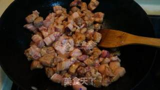 香菇红烧肉的做法步骤：4