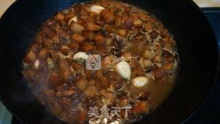香菇红烧肉的做法步骤：8