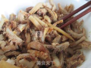 红烧牛肚的做法步骤：1