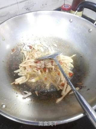 泡椒木耳肉丝的做法步骤：4