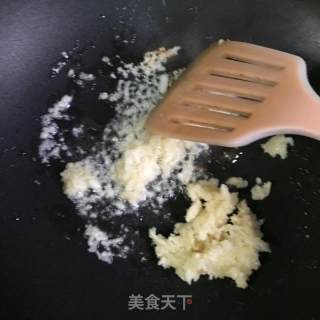 蒜蓉粉丝蒸扇贝的做法步骤：7