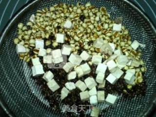 祛湿黑麦山药糊的做法步骤：2