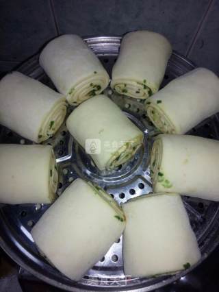 芝麻香葱辣椒卷的做法步骤：9