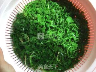 荠菜素馅蒸饺的做法步骤：2