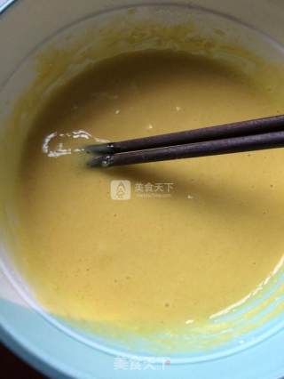 6寸戚风蛋糕的做法步骤：2