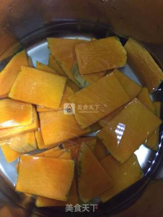 简版南瓜浓汤的做法步骤：1