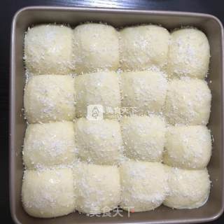 牛奶椰蓉小餐包-自己做就是放心的做法步骤：6