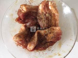什锦香烤五花肉的做法步骤：4