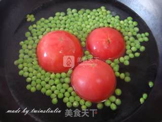 西红柿豌豆炒鸡蛋的做法步骤：3