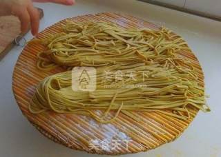 苦荞手擀面的做法步骤：6