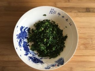 荠菜鲜肉小馄饨的做法步骤：2