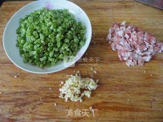 橄榄肉末四季豆的做法步骤：2