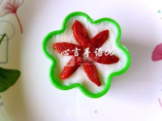 花形枸杞山药糕的做法步骤：9