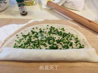 葱油饼的做法步骤：5