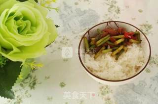 蒜苔炒鸡肉的做法步骤：8