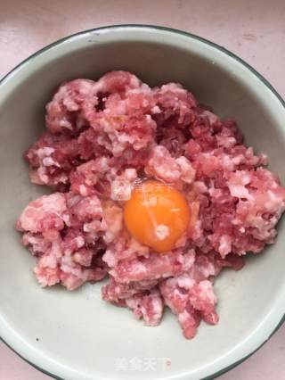 大肉圆的做法步骤：3