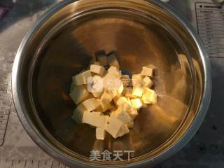 苹果蛋糕的做法步骤：1