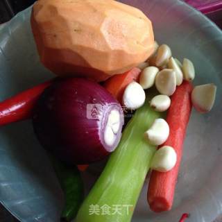 煌记煌三汁焖锅的做法步骤：2