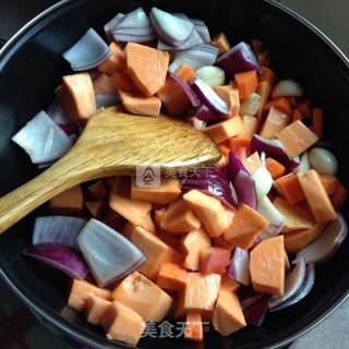 煌记煌三汁焖锅的做法步骤：6