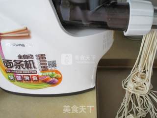 上海阳春面的做法步骤：3