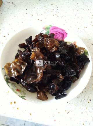 红烧腐竹的做法步骤：2