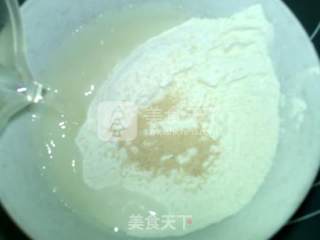 阿托斯：希腊宗教节日面包的做法步骤：2