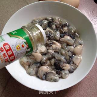 生煎蚝仔烙的做法步骤：2