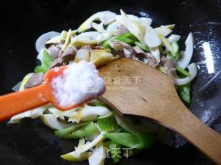 尖椒鸡胗炒雷笋的做法步骤：9