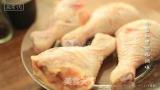 无水炖煮之甜椒鸡腿酒醋煮的做法步骤：2