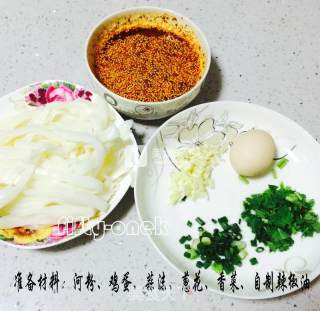 干炒牛河的做法步骤：1