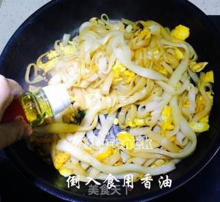干炒牛河的做法步骤：6