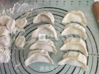 酸菜猪肉煎饺的做法步骤：13