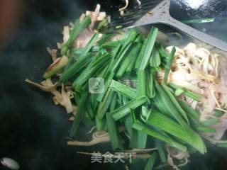 培根大蒜炒百叶的做法步骤：5