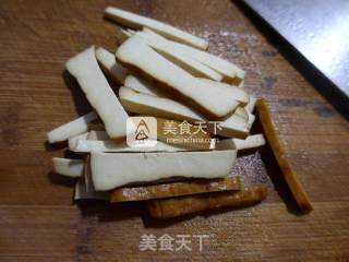 香干炒草籽的做法步骤：4