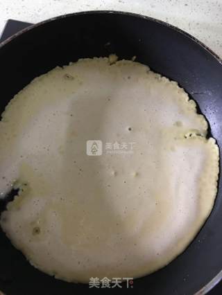 鸡蛋香蕉卷饼的做法步骤：4