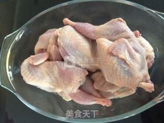 蜜汁烤鹌鹑的做法步骤：1