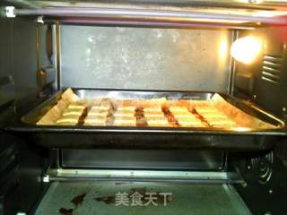 冰砂卤花生酥饼的做法步骤：14