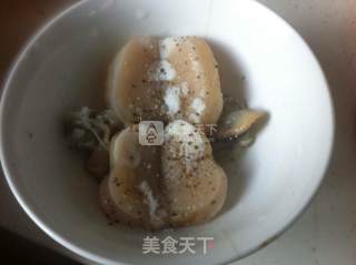 蒜蓉粉丝蒸带子的做法步骤：3