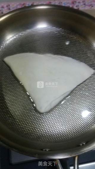 牛肉芹菜千层饼的做法步骤：5