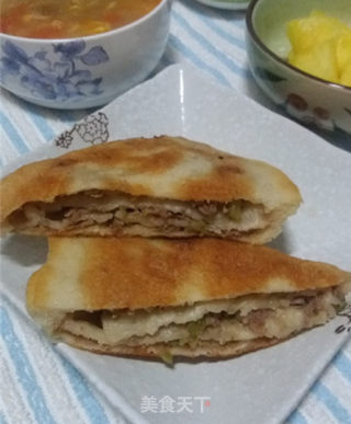 牛肉芹菜千层饼的做法步骤：8