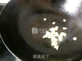蒜香油麦菜的做法步骤：4