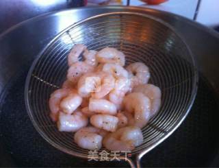 辣子虾仁炒鸡蛋的做法步骤：5