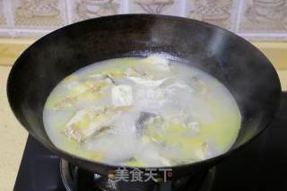 鲶鱼豆腐汤的做法步骤：11