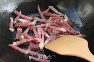 蒜薹炒腊肉的做法步骤：3